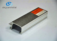 Legieren Sie Aluminiumverdrängungs-Profil der silbernen Strahlenen-6063-T5 für Kabinett-Dekoration