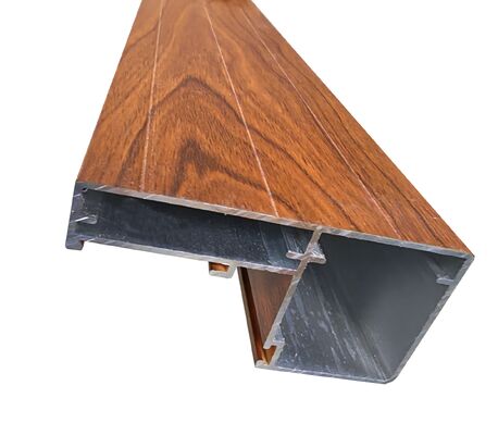 Aluminiumfensterprofile mit Holzkorn für den lateinamerikanischen Markt