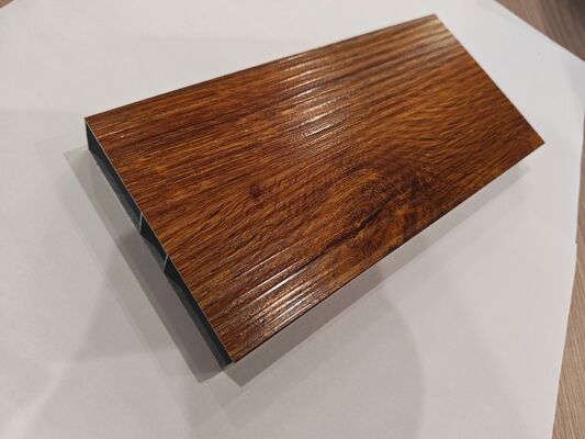 6063 Aluminium-Extrusionsprofile mit Holzkorn und Textur